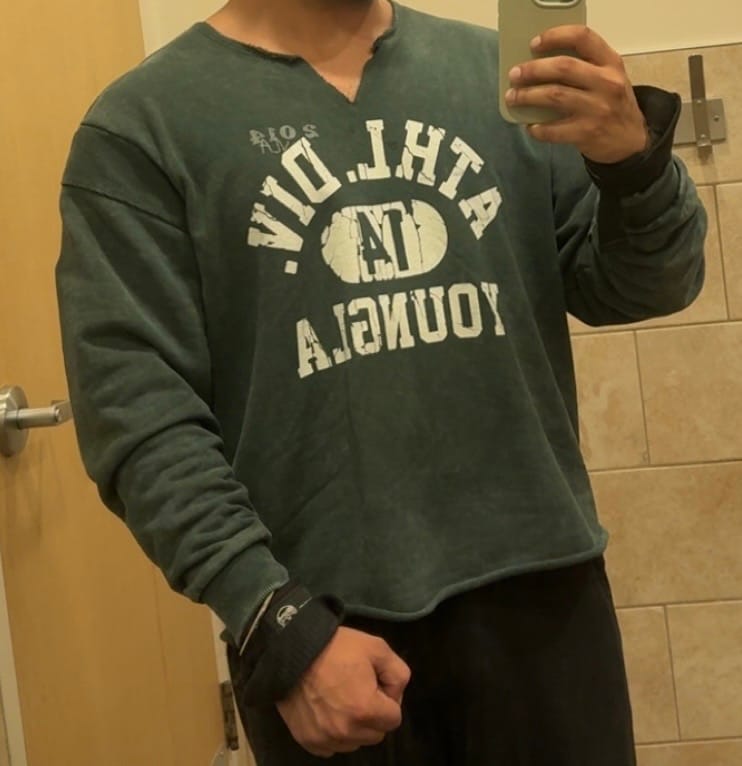 Customer photo review of 8098 - Golden Era Pump Cover Crewneck