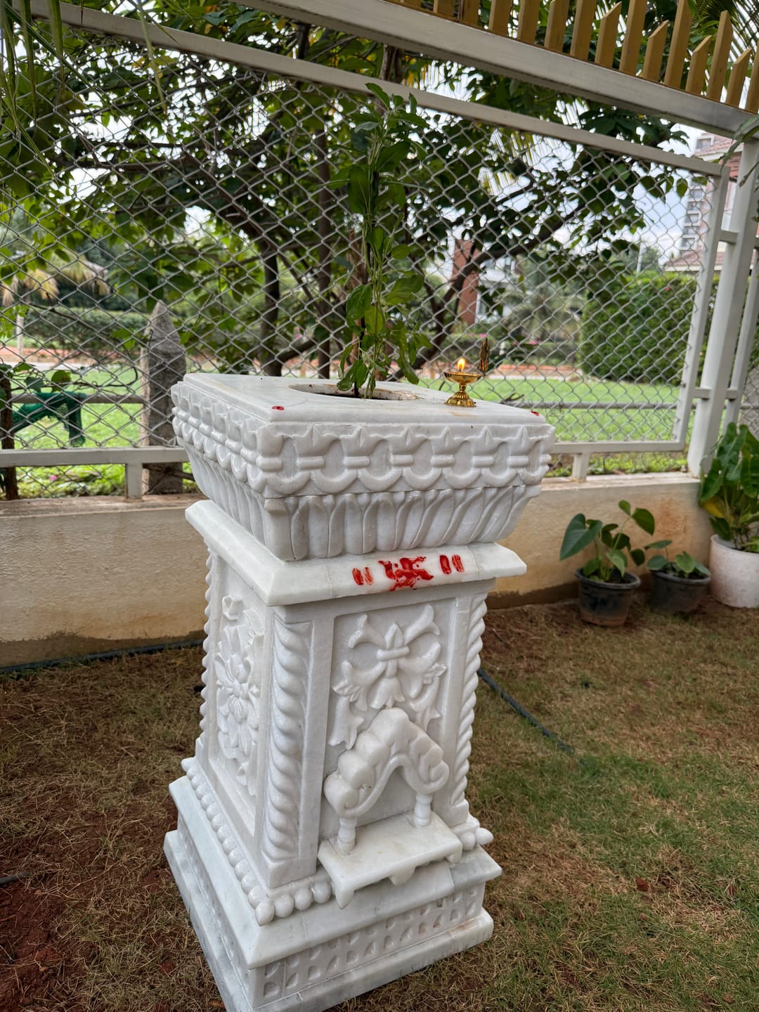 Customer photo review of Marble Tulsi Pot, White Marble Carving - Handicraft Bazaar