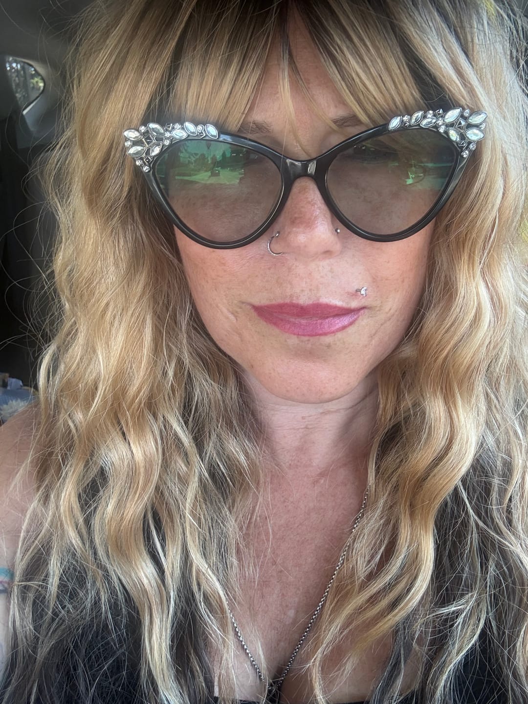 Customer photo review of Model Model Klio Wig -KL 011