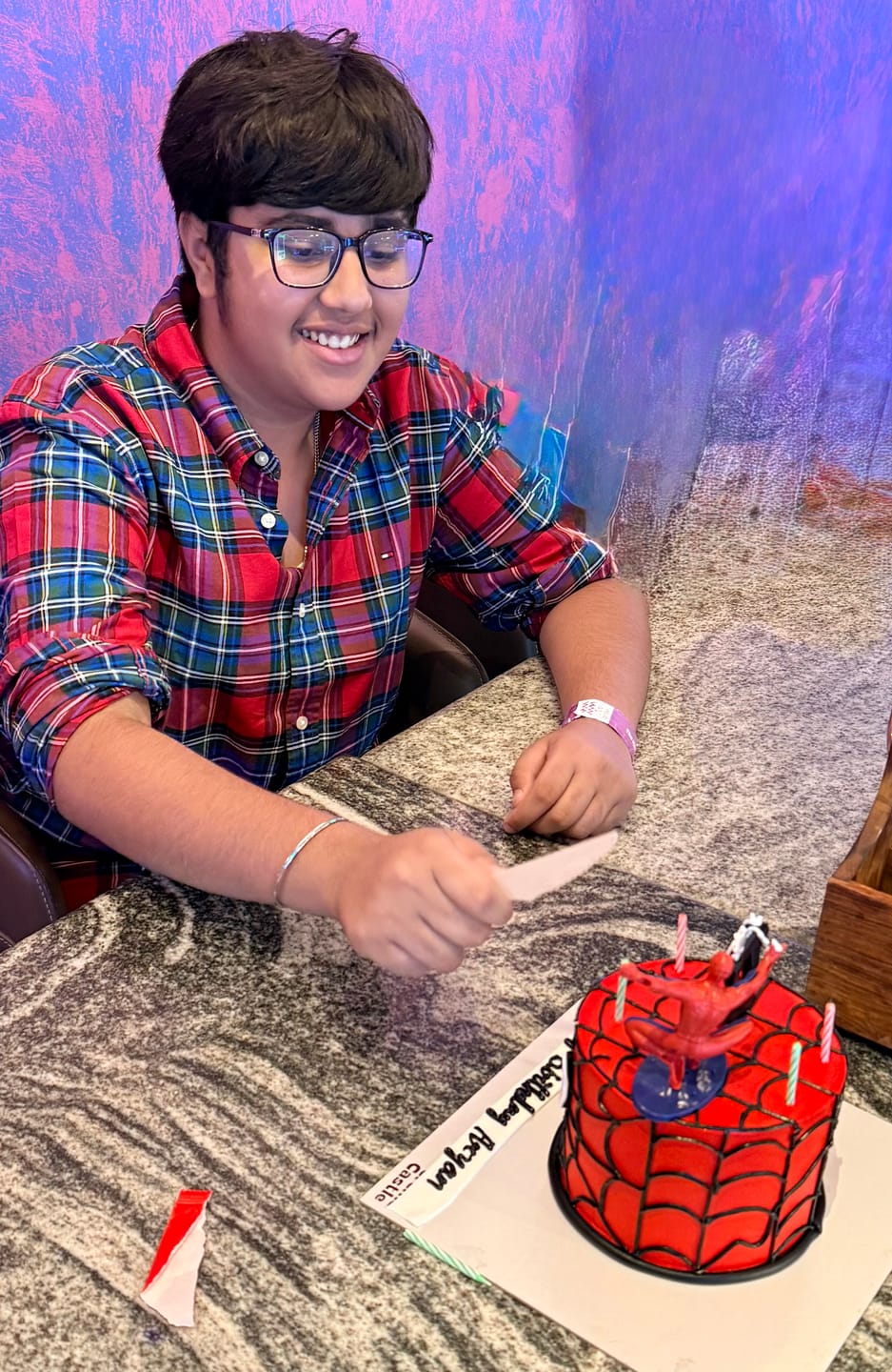 Customer photo review of Spiderman theme Kids Cake