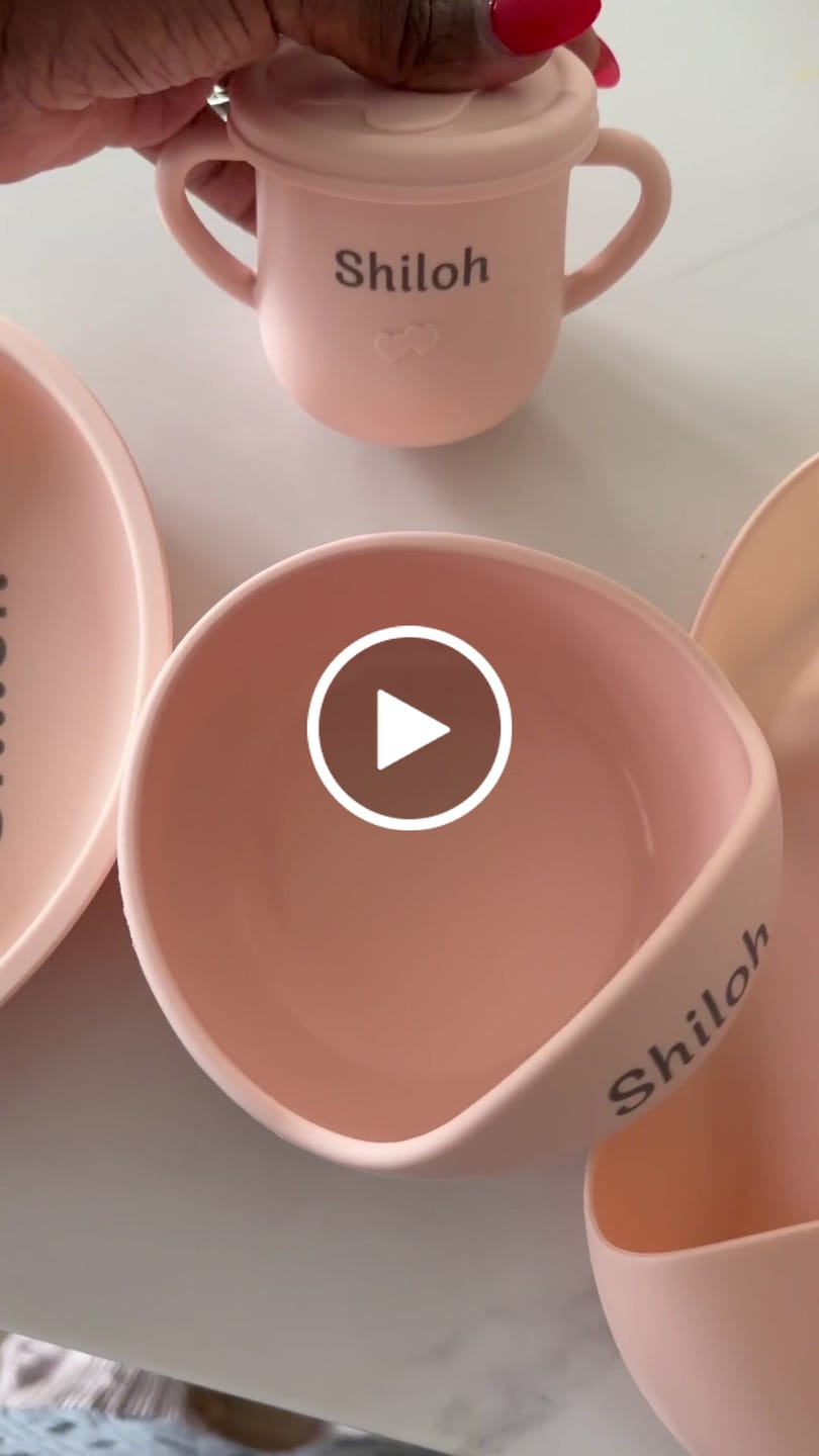 Customer video review of Noah + Nori™ Personalized Baby Feeding Set