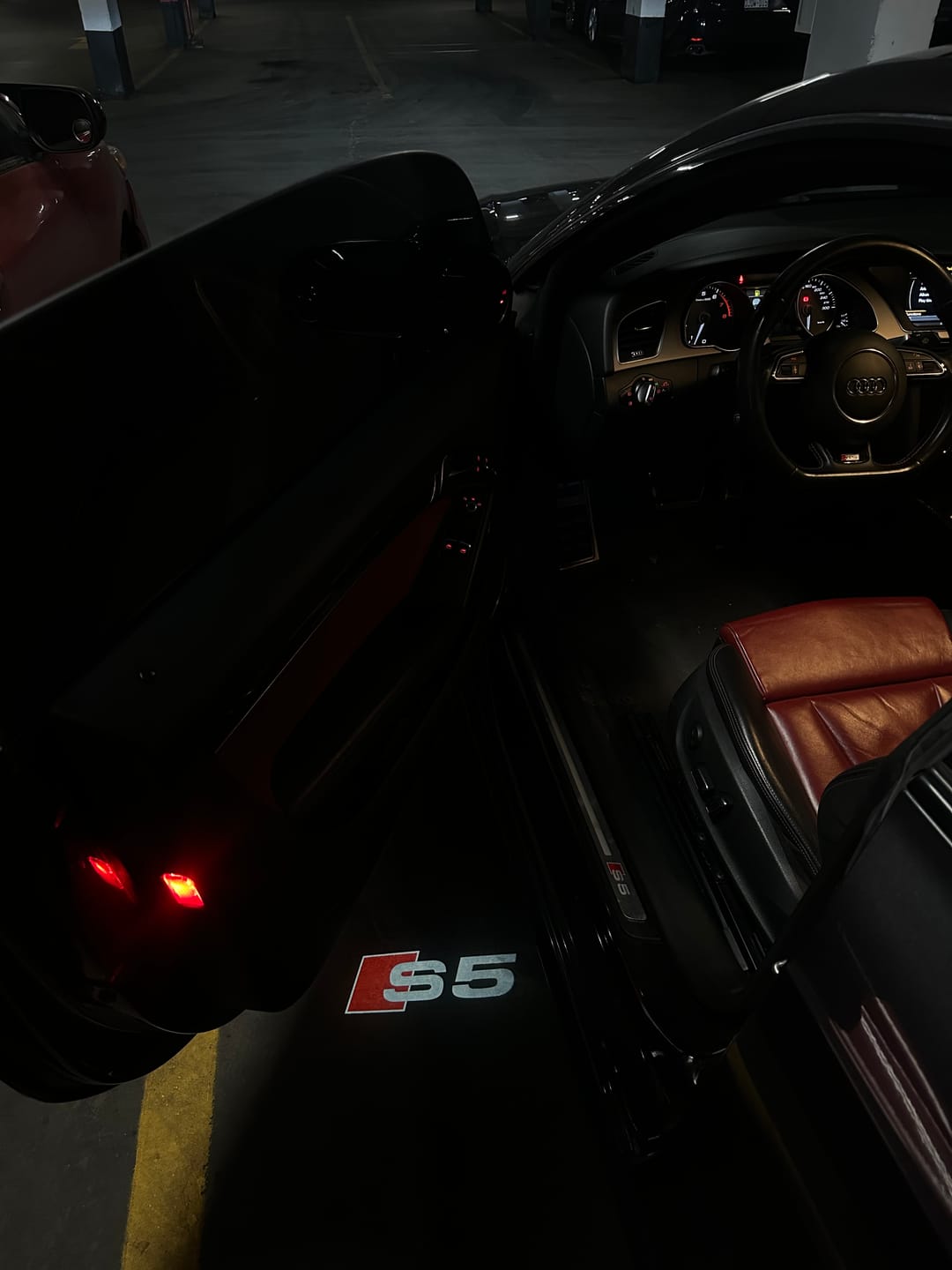 Customer photo review of AUDI DOOR LIGHTS