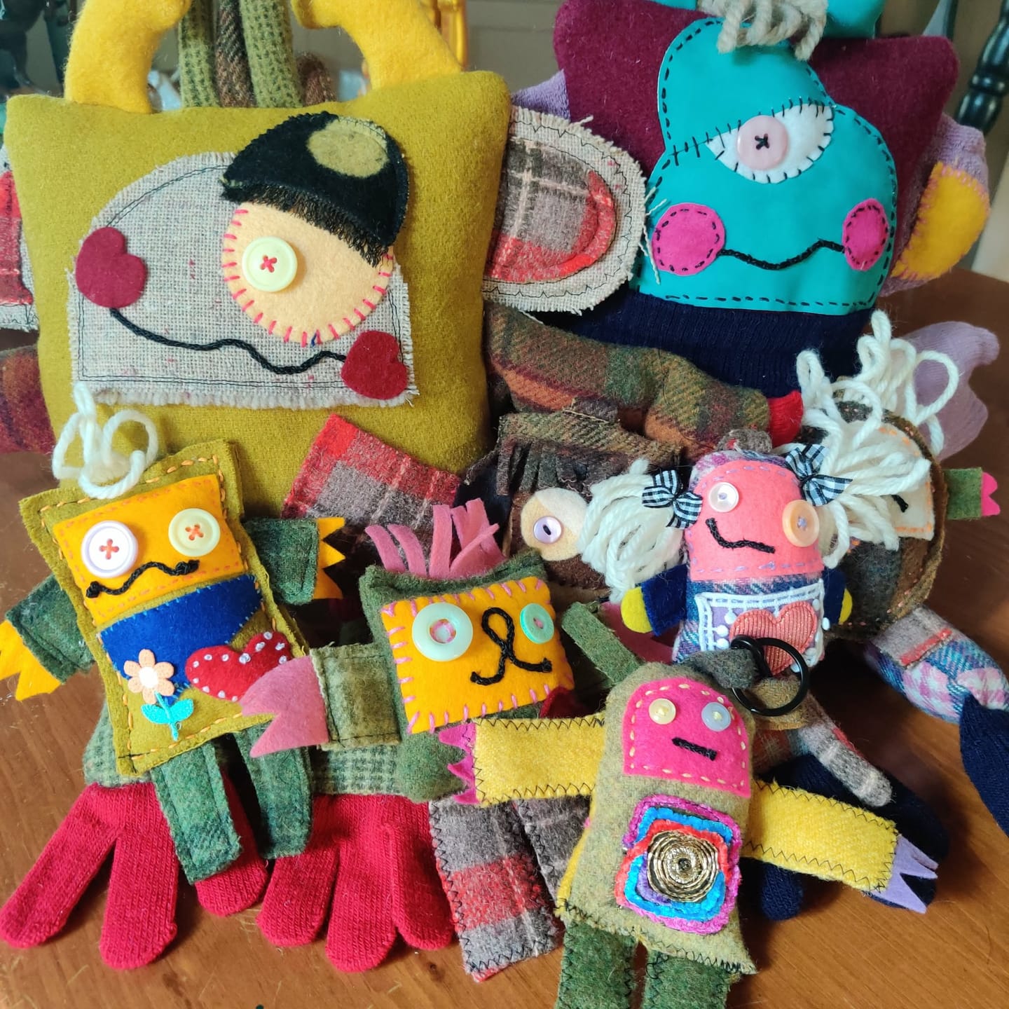 Customer photo review of Acrylic Craft Felt Sample Bag - 42 Colors