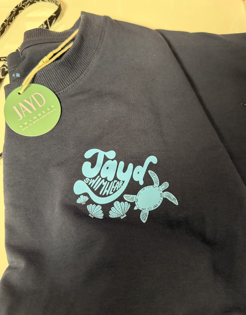Customer photo review of JAYD T-shirt - Turtle Tribe