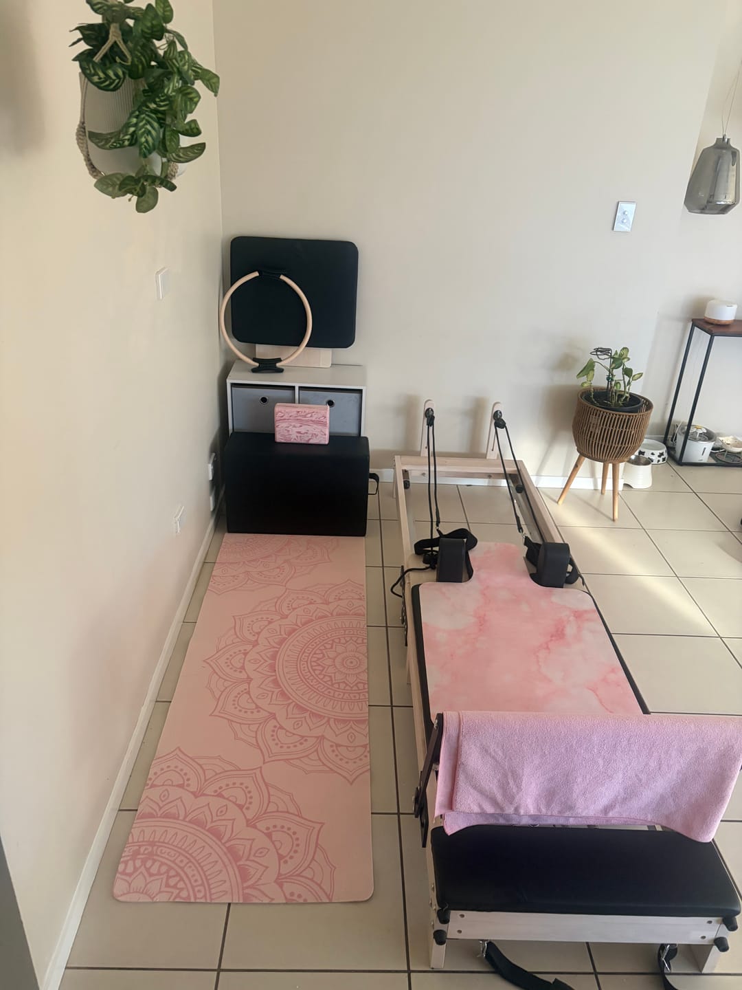 Customer photo review of Foldable Oak Wood Pilates Reformer - Home Studio Edition