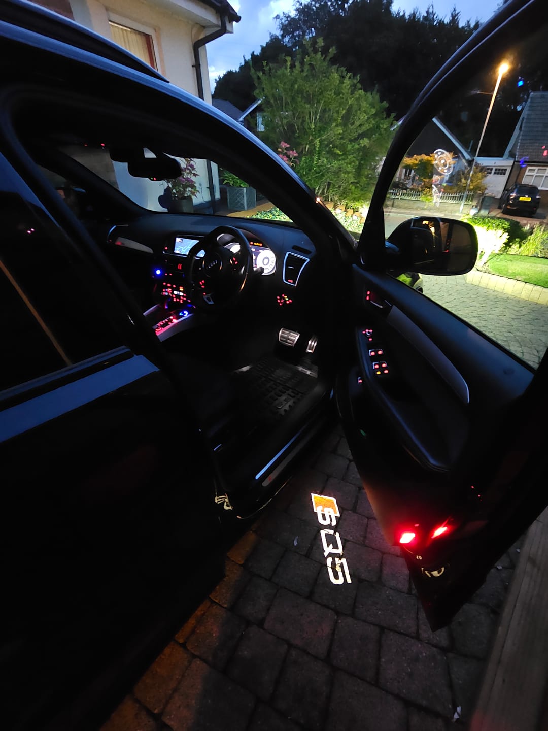 Customer photo review of AUDI DOOR LIGHTS