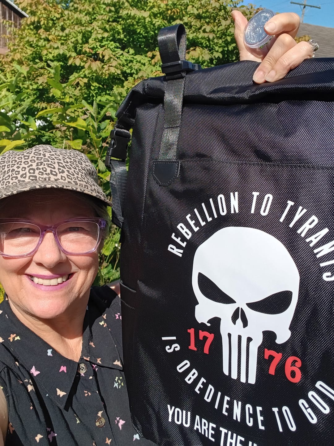 Customer photo review of Silver Round + Rebellion To Tyrants Faraday Bundle