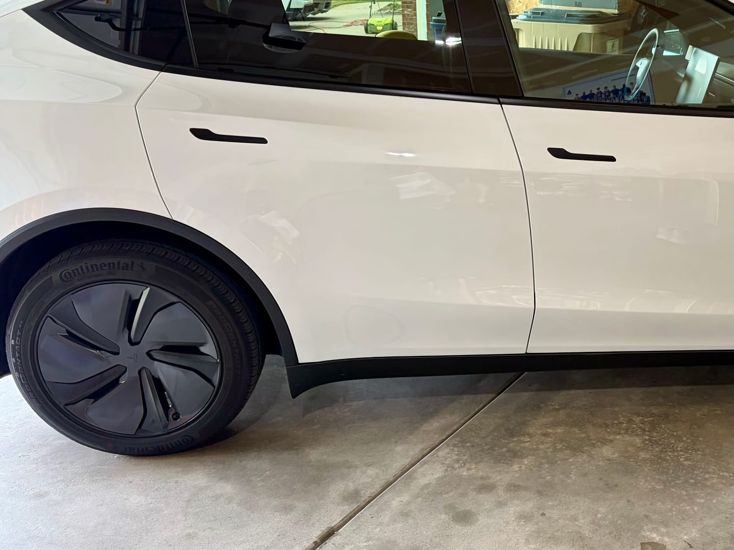 Customer photo review of TESPLUS 19'' Helix 2.0 Style Wheel Cover For Model Y Juniper
