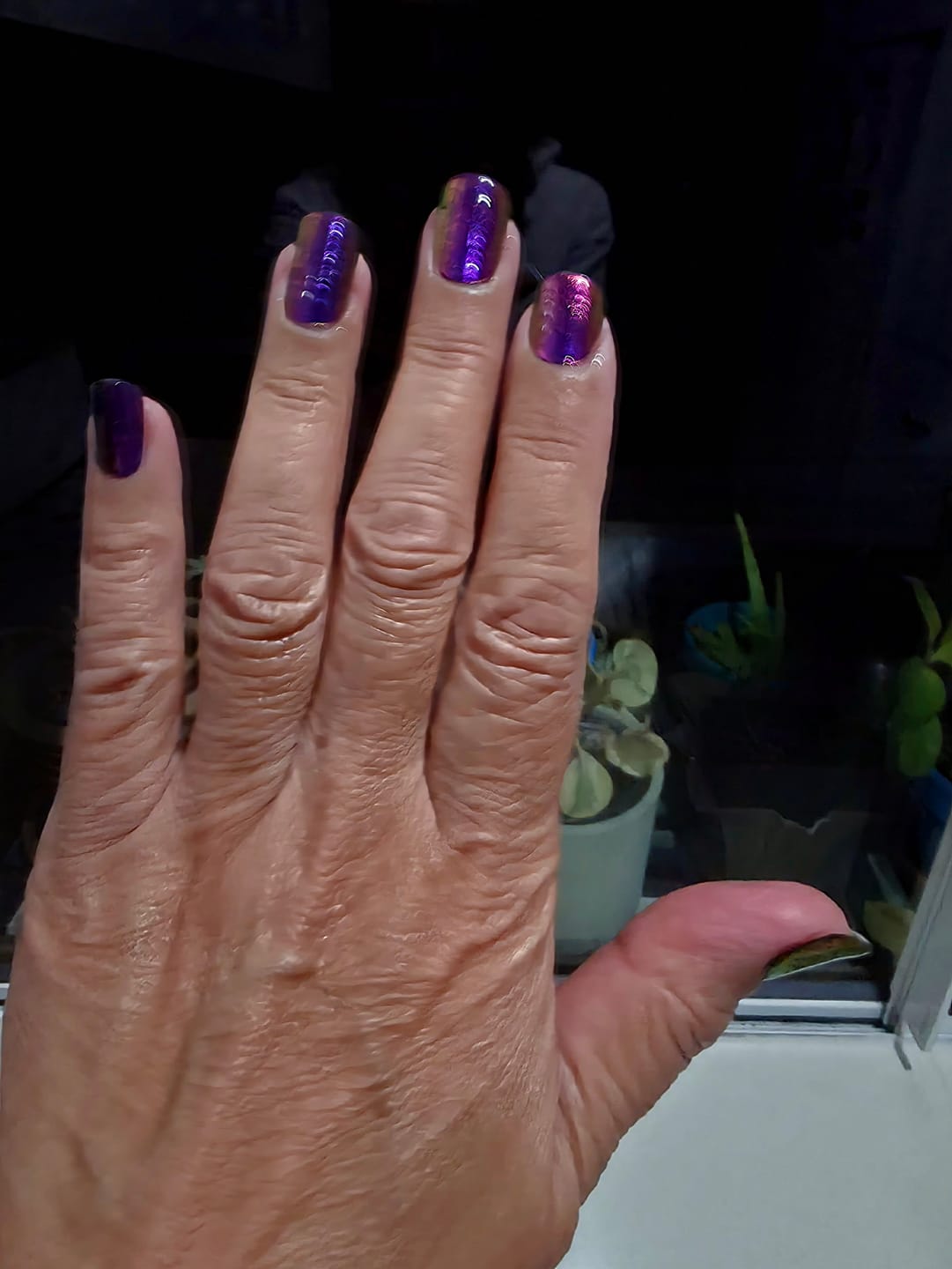 Customer photo review of Electric Purple Chameleon DIY Semicured Gel Nail Sticker Kit