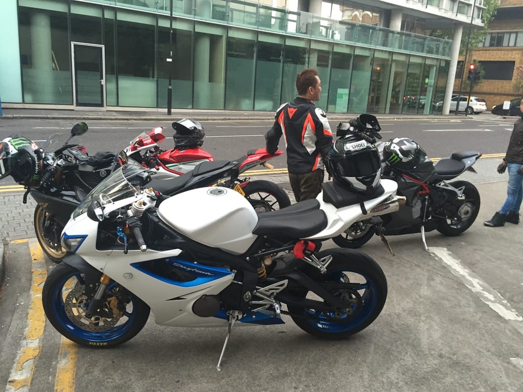 Customer photo review of Triumph Daytona 675 2006 2007 2008 Gloss Black Fairing Kit
