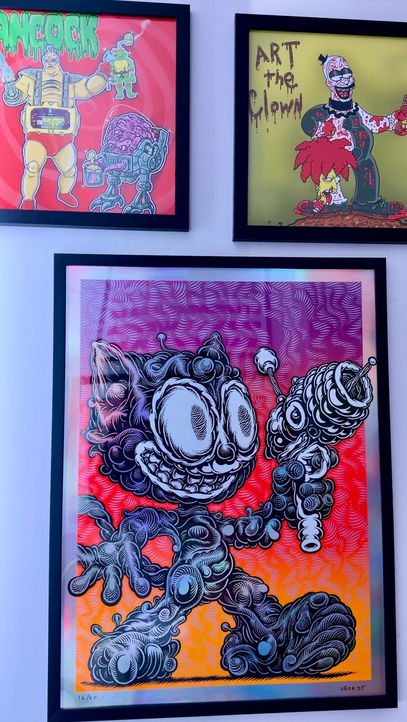 Customer photo review of Alien Felix Super Foil Print