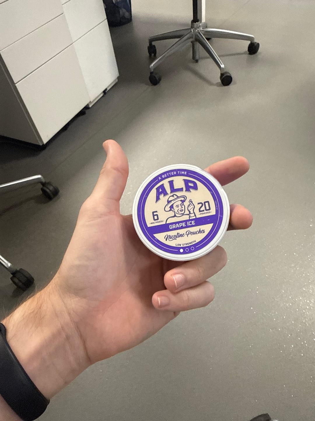 Customer photo review of Grape Ice Nicotine Pouches