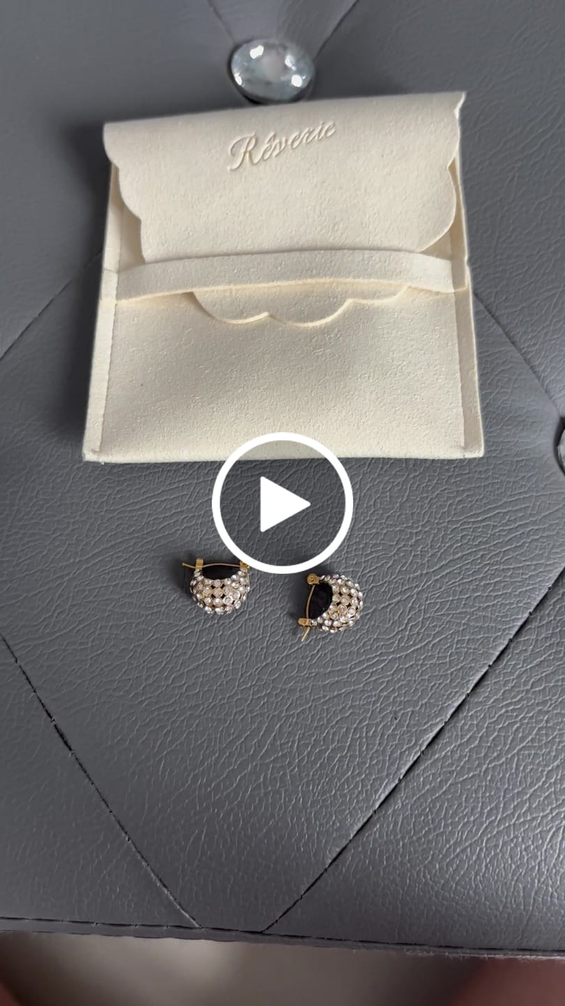 Customer video review of Orecchini "Favola notturna"
