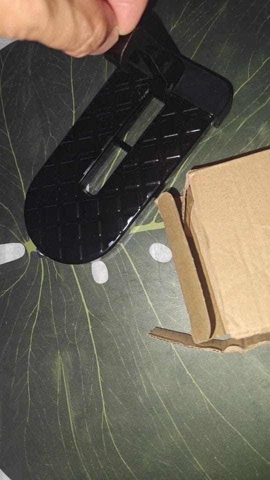 Customer photo review of BOLTHUT™ Folding Car Door Step — Roof Rack Access Foot Pedal