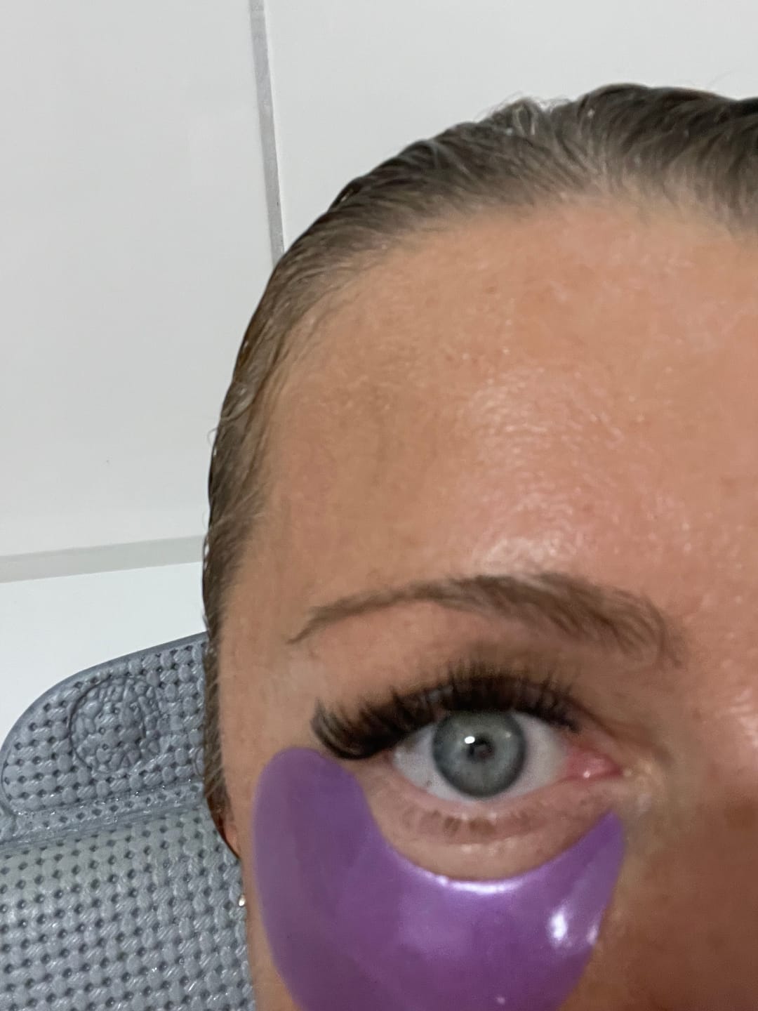 Customer photo review of DIY Wimpernkleber (schwarz) & Top-Coat