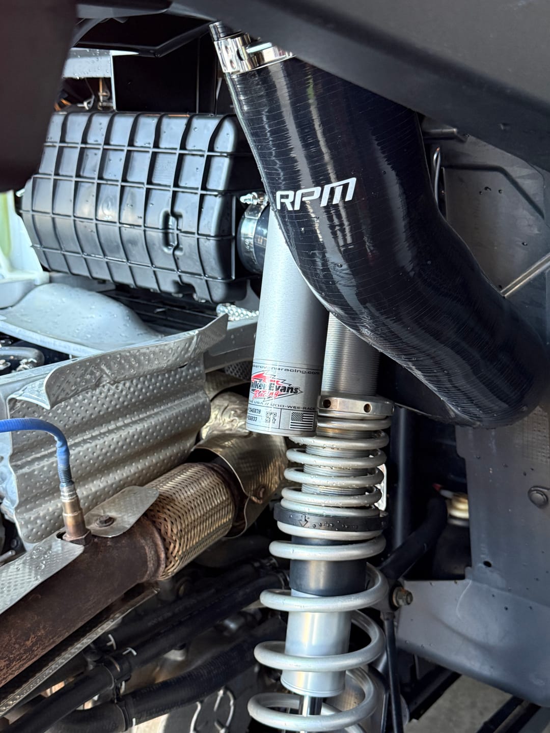 Customer photo review of RPM Polaris RZR Turbo R & PRO XP/S Turbo Silicone Intake J-Tube, Charge Tube W/ BOV, & Intake Tube KIT