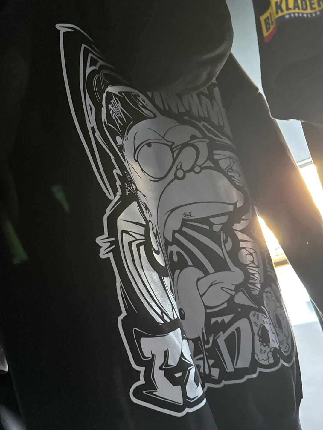 Customer photo review of Mmmh Tekno - Hoodie