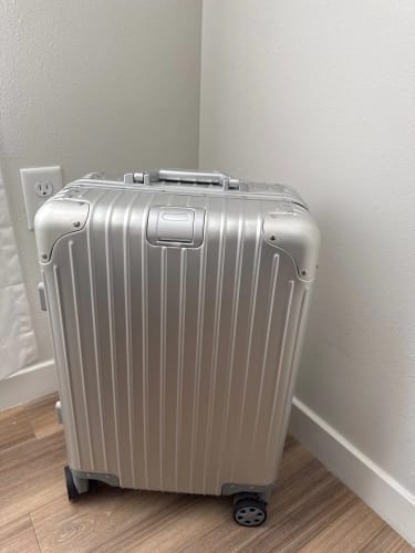 Customer photo review of MATCHIGO - VALISE EN ALUMINIUM