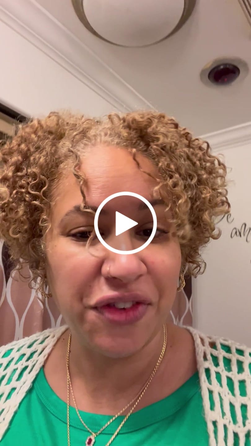 Customer video review of Tropical Oasis Anti-Humidity Firm Hold Hair Gel