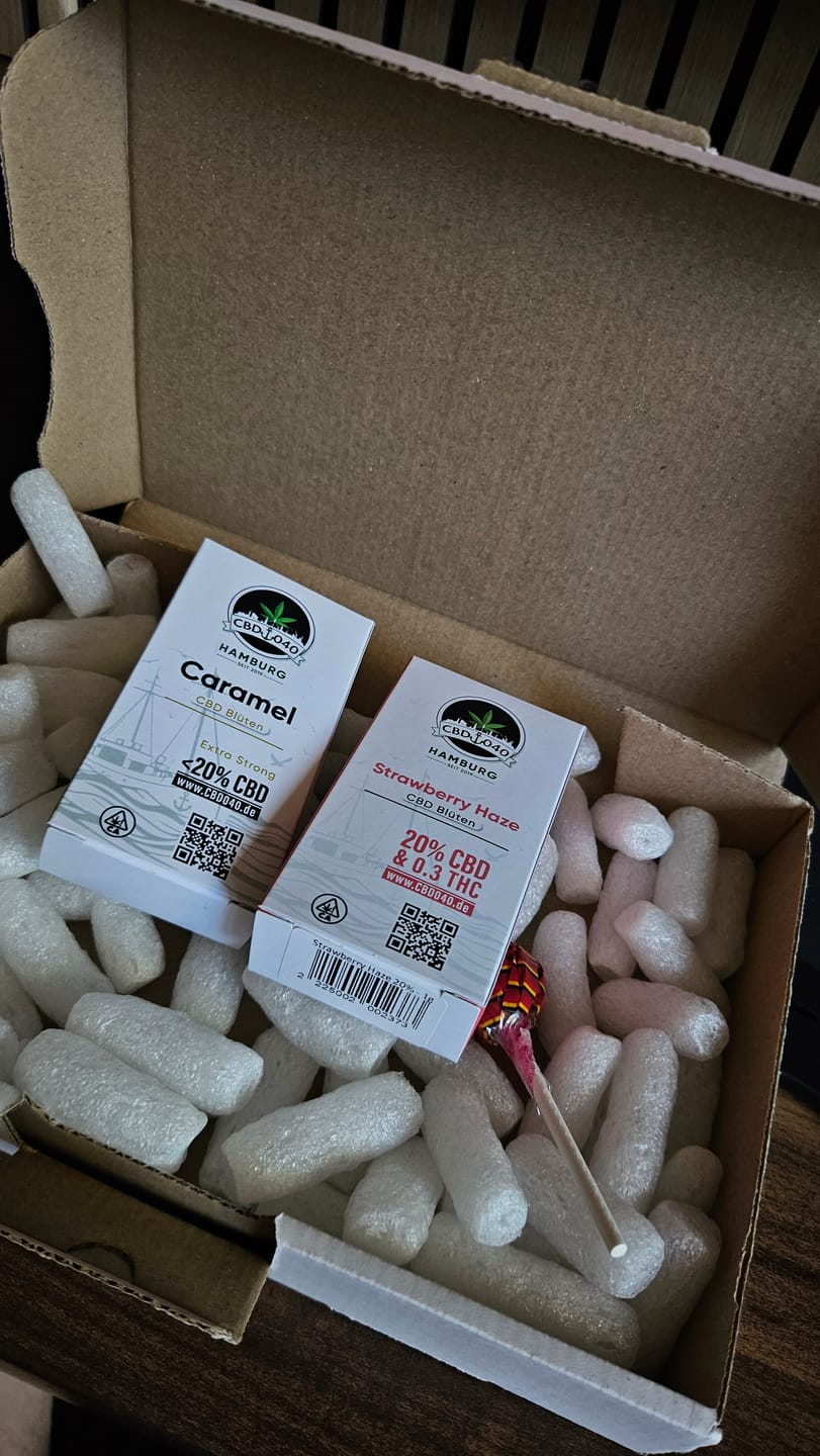 Customer photo review of Strawberry Haze CBD Blüten Indoor