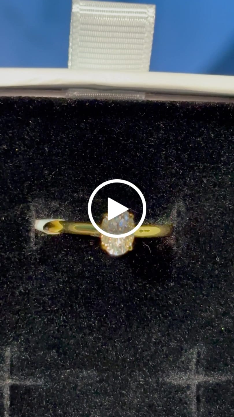 Customer video review of Anel Solitário Noivado com Moissanite Oval 1ct