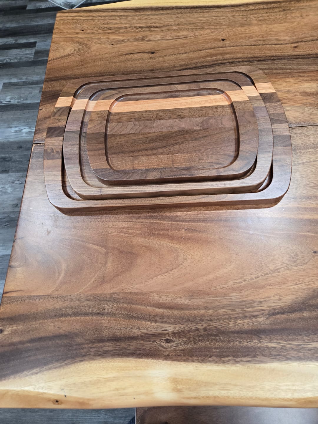Customer photo review of The Brookfield Serving Tray – Red River Wood Pattern