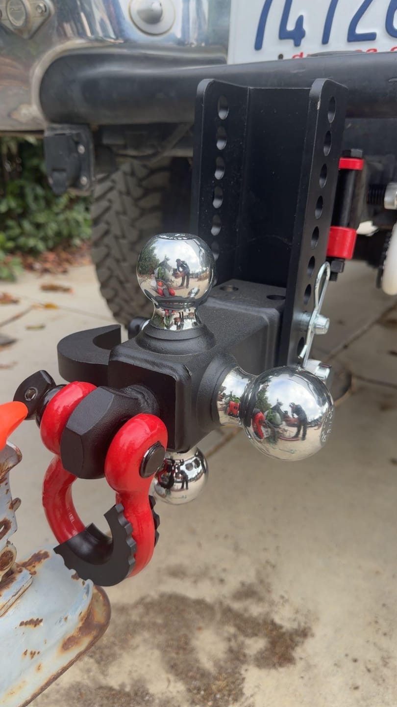 Customer photo review of TYT Adjustable Tri-Ball Hitch for 2″ Receiver – Up to 10K GTW