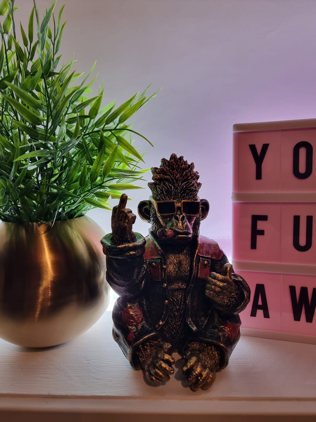 Customer photo review of Rockeape figur antikkgull