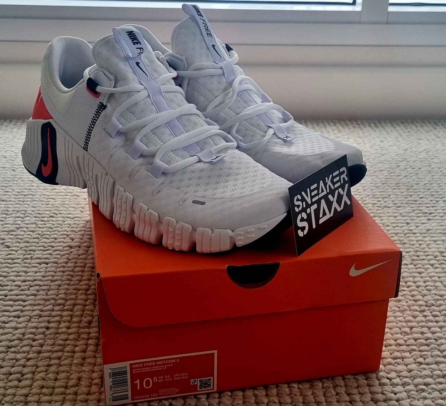 Customer photo review of Nike Free Metcon 5 White Bright Crimson - Men's