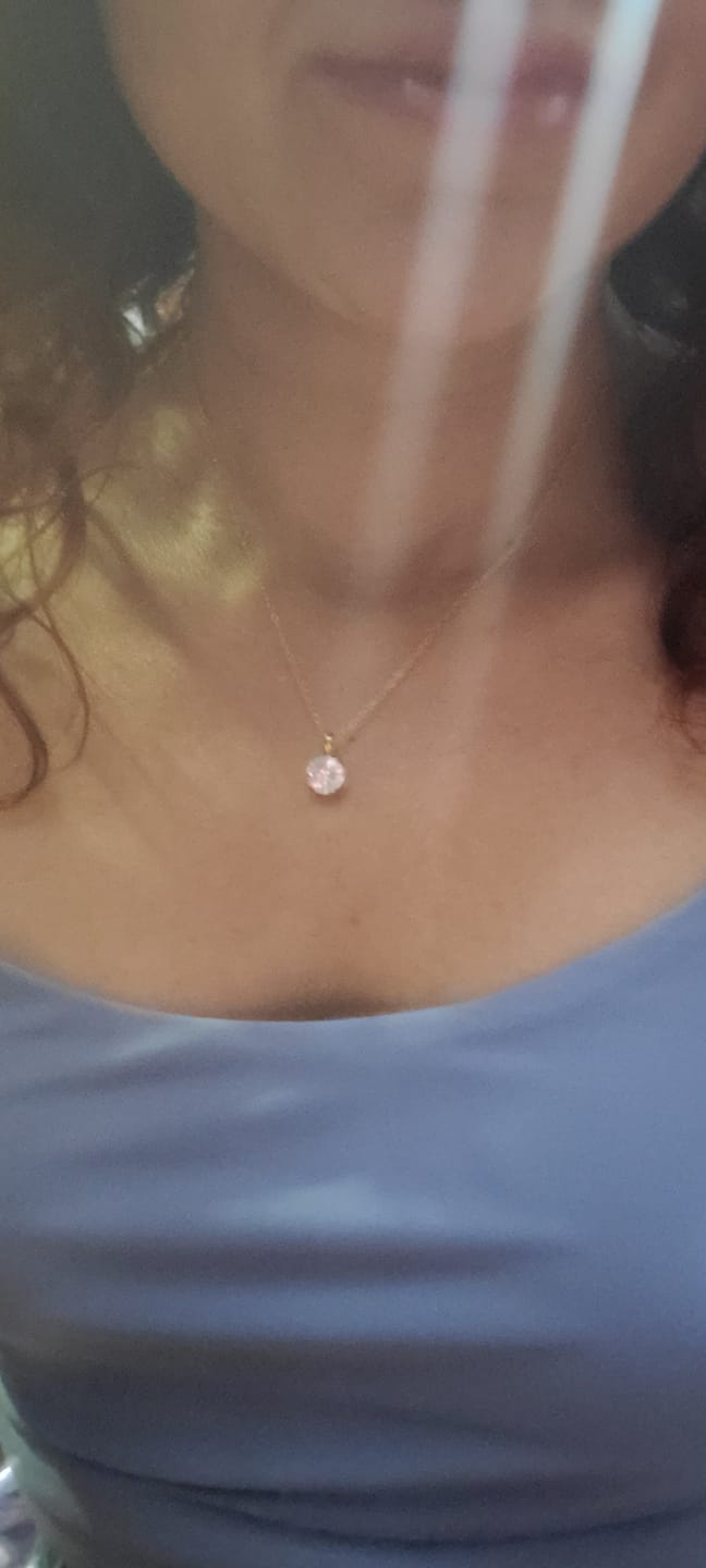 Customer photo review of Collar Felisa