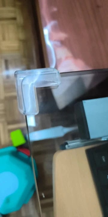 Customer photo review of Silikonska zaštita za ivice i ćošak stola 1+1 GRATIS (20 kom)