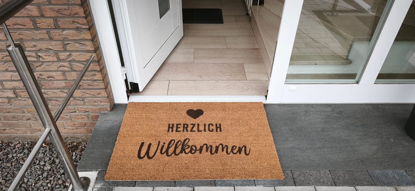 Customer photo review of Fußmatte aus Kokos – Herzlich Willkommen mit Herz