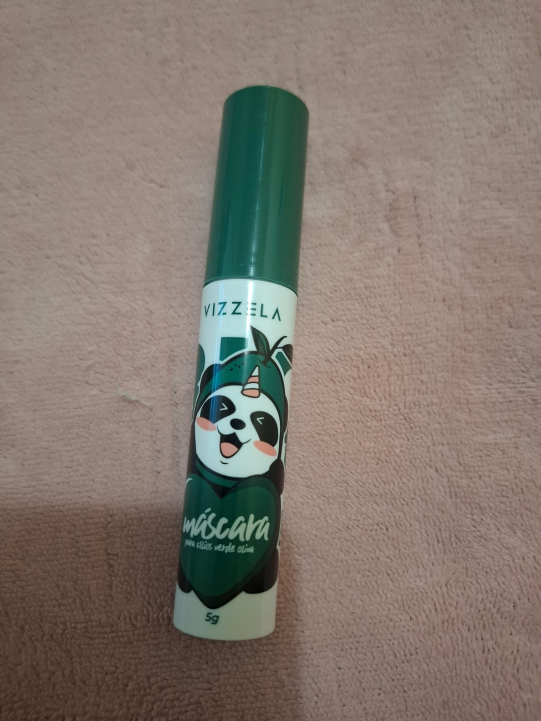 Customer photo review of Máscara Para Cílios Big No Panda Olive Green - Vizzela - Verde