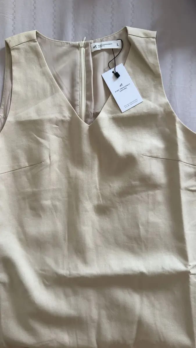 Customer photo review of V-Neck Linen Sleeveless Midaxi Dress With Back Slit