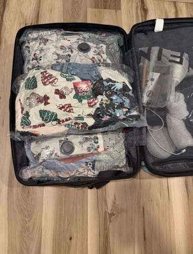 Customer photo review of MORETRA Travel Compression Kits