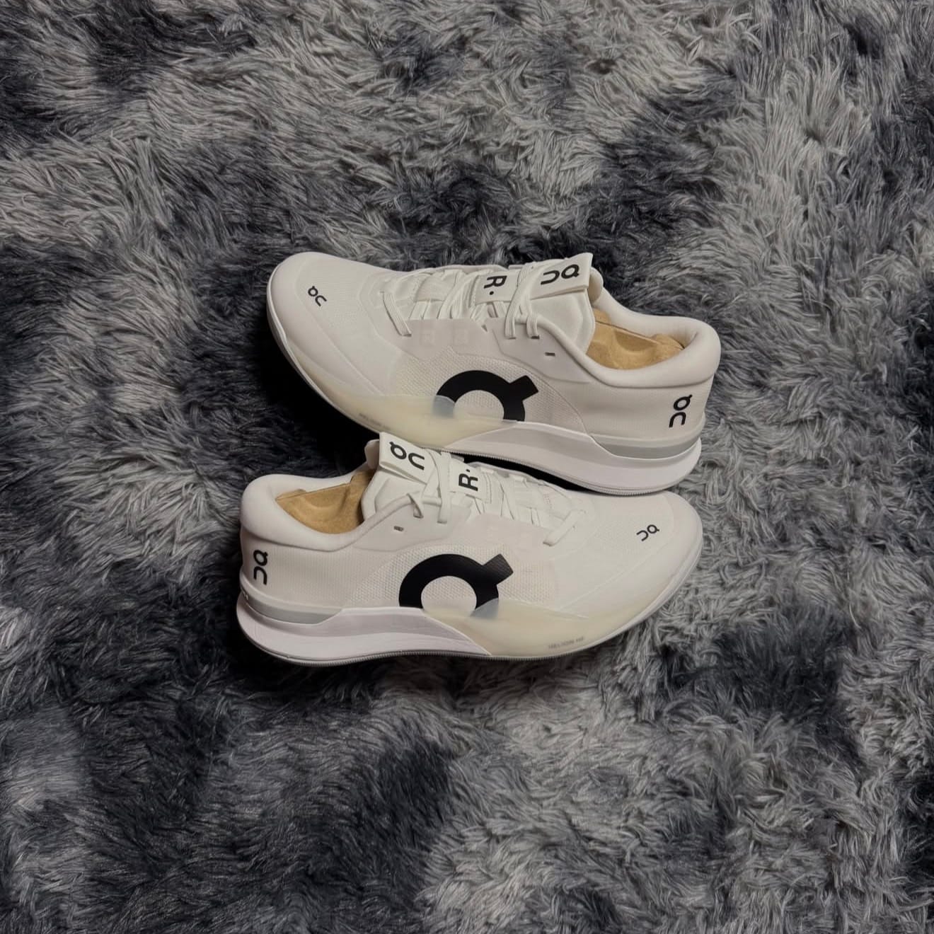 Customer photo review of Roger Pro 3 White Pink - R3W
