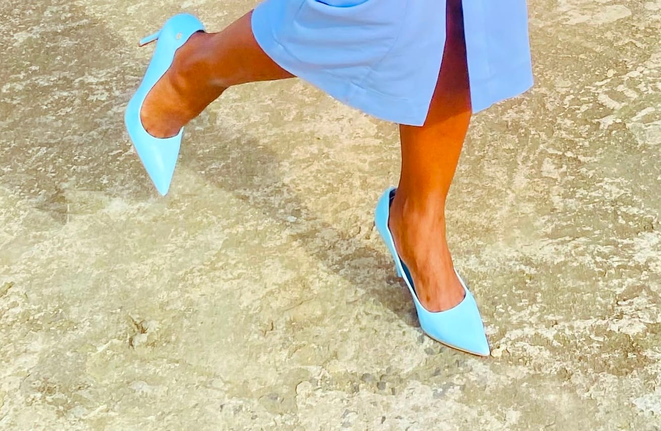 Customer photo review of Miss Black Lola 1 Court - Blue