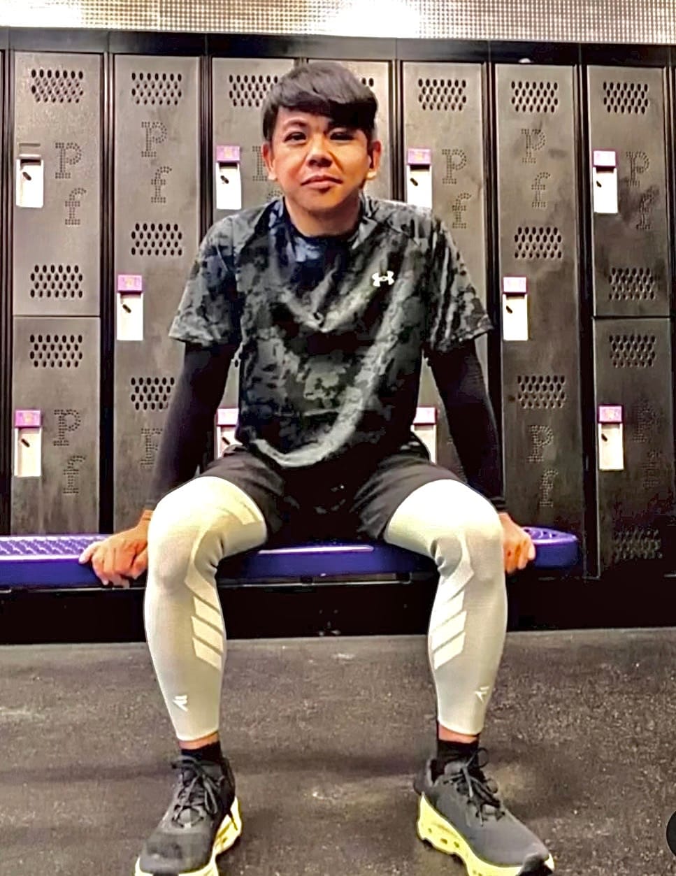 Customer photo review of Compression Sleeves V2 for Knees and Legs