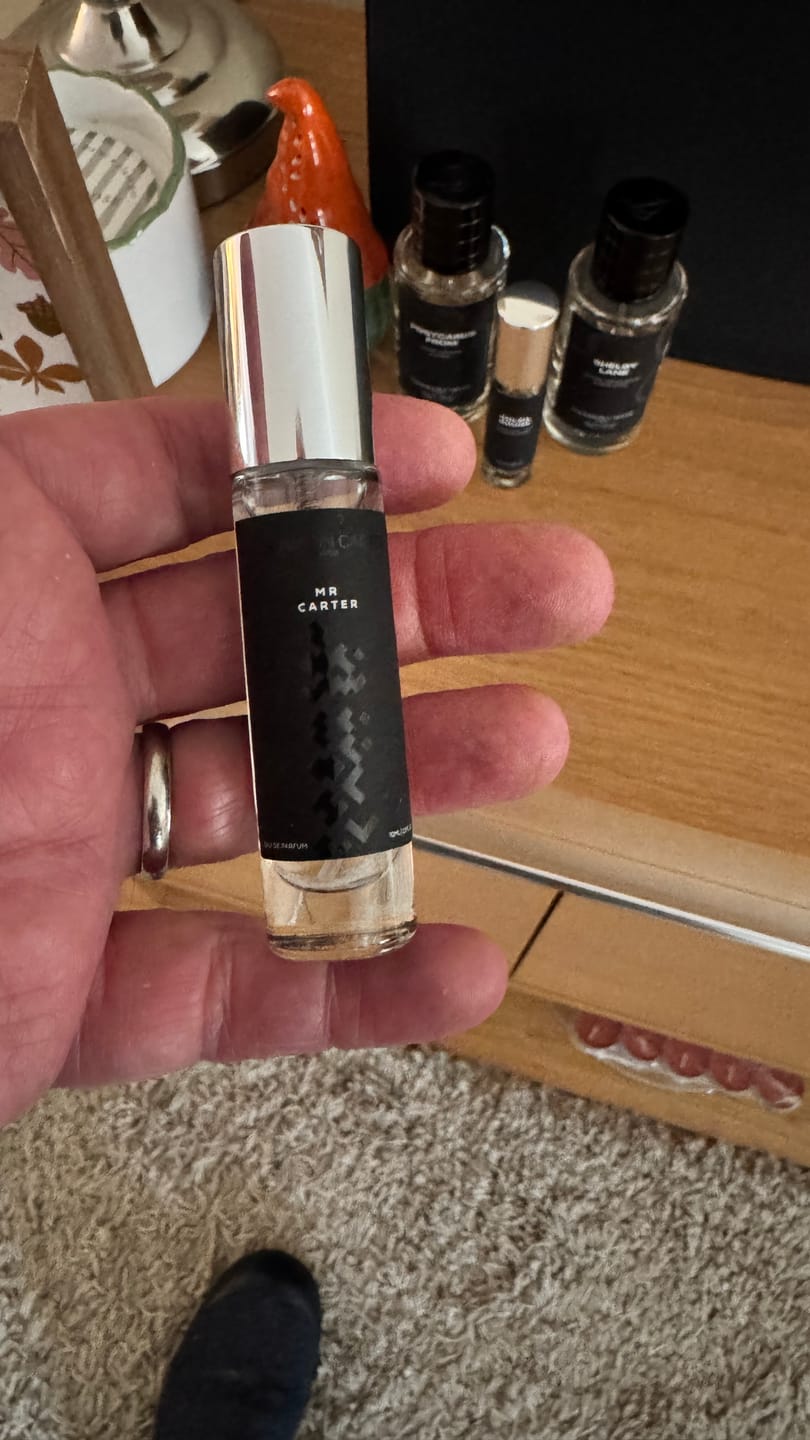 Customer photo review of Mr Carter | Eau de Parfum