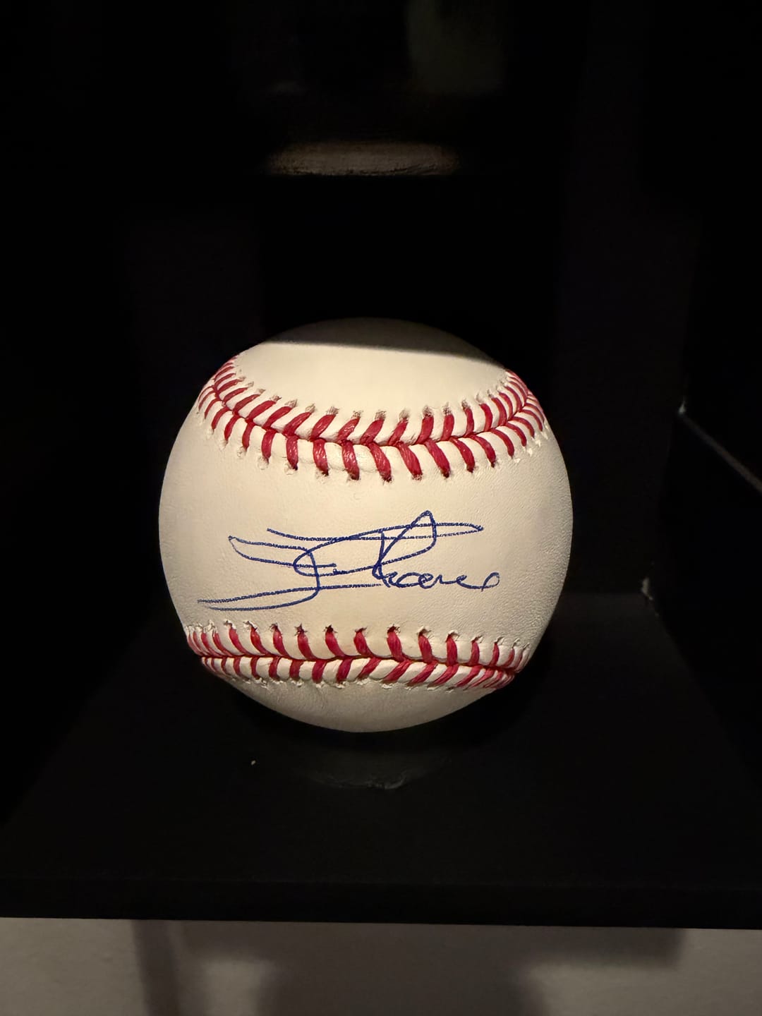 Customer photo review of Jim Thome Autograph Signing