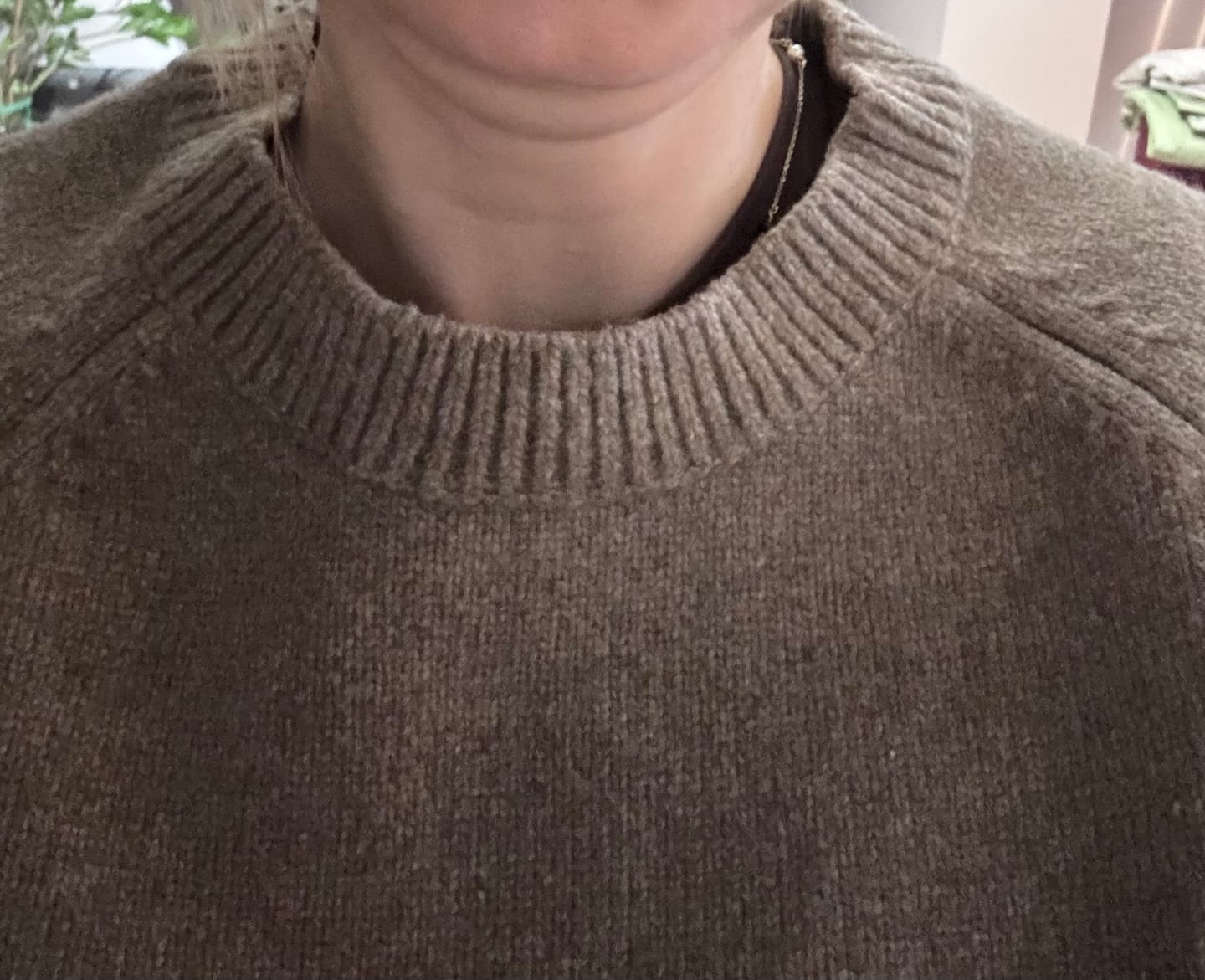 Kundenbewertung mit Foto von STRICKPULLOVER TAUPE
