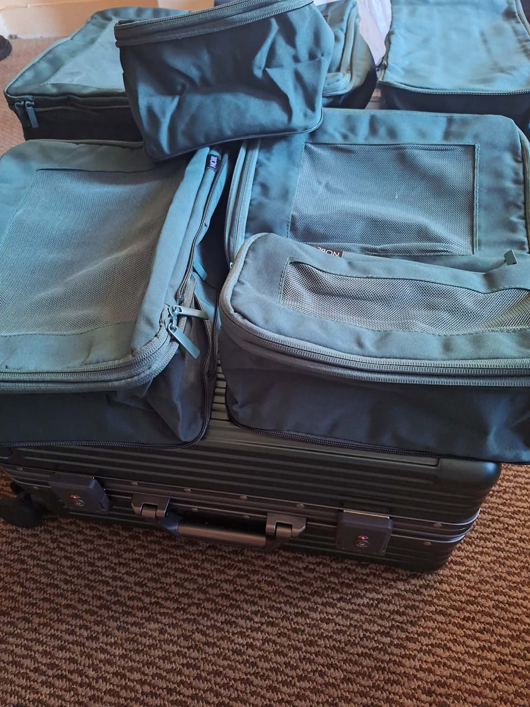 Customer photo review of Compressible Packing Cubes (6 Pieces)