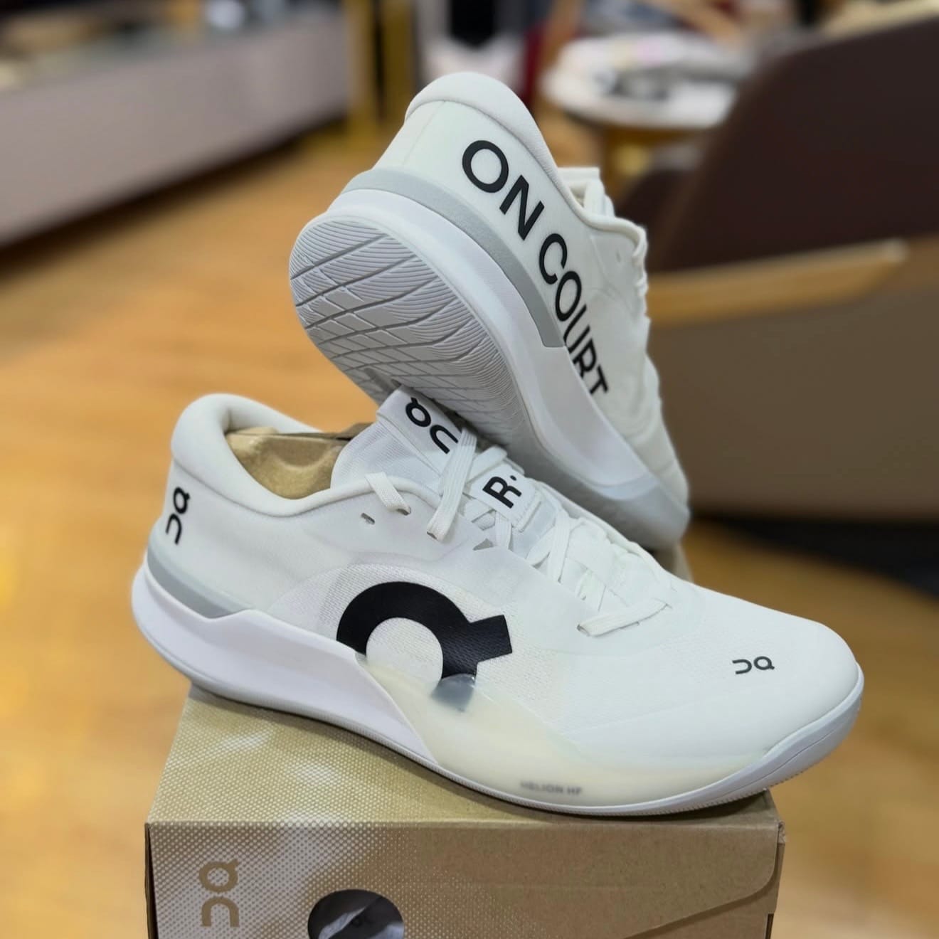 Customer photo review of Roger Pro 3 White Pink - R3W