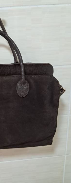 Customer photo review of Totem Large |  Hakiki Süet Deri El ve Omuz Çantası | Kahve