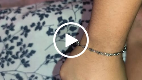 Customer video review of Pulsera Charm Bar