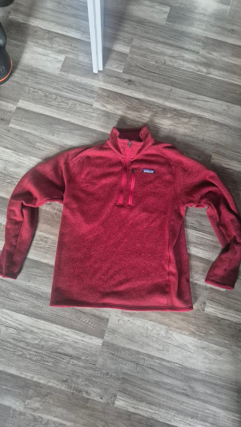 Customer photo review of Vintage Red Patagonia Quarter Zip Fleece Sweatshirt (M)