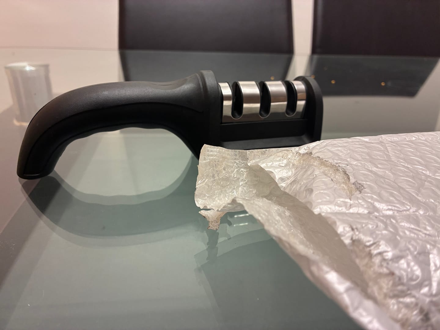 Customer photo review of Afila cuchillos triple entrada con base antideslizante