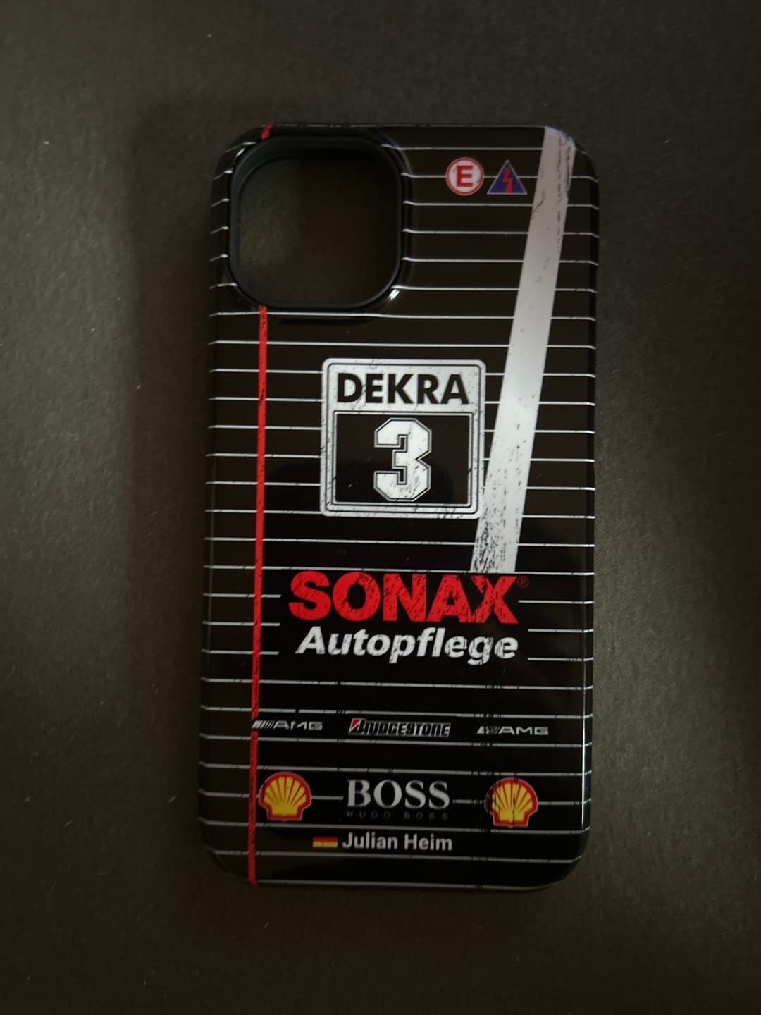 Customer photo review of 190E Evo II #3 DTM Champion 1992 Livery - Individuelle Premium Hülle für iPhone