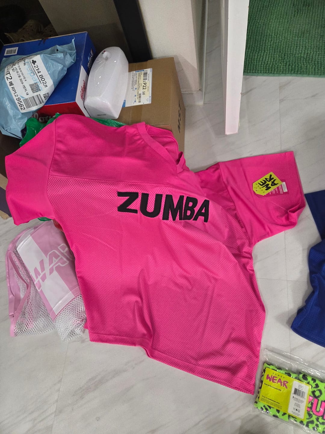 Customer photo review of Ultrabright Oversized Unisex Mesh Sports Jersey