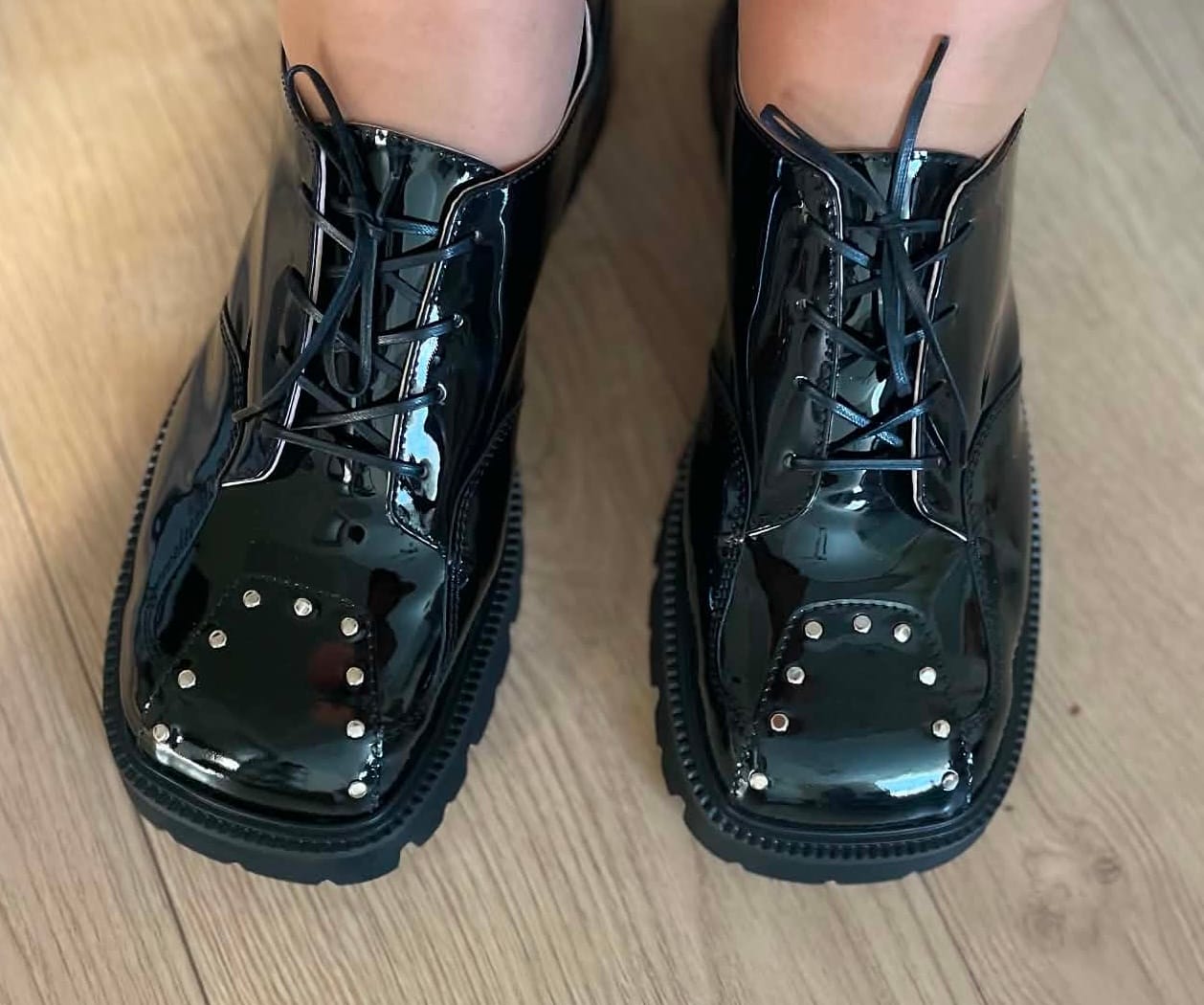 Customer photo review of "Espresso Oxfords"